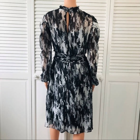 SIMPLY VERA VERAWANG Gray Black Mock Neck Long Sleeve Dress Size Small - Picture 8 of 8